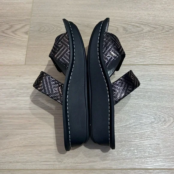 ALEGRIA KARMEN KAR-532 Size 38
PEWTER DAZZLER LEATHER COMFORT SLIDES/WEDGES - Picture 7 of 9